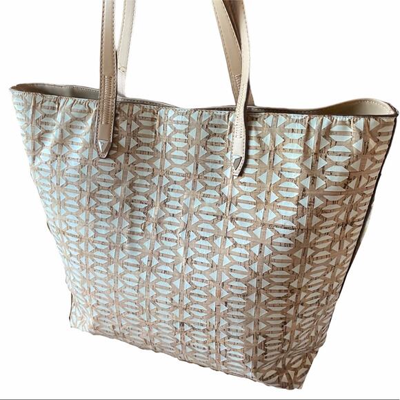 Stella & Dot HB148COR Fillmore Geo Cork Pool Side Resortwear Tote Bag - Picture 1 of 13